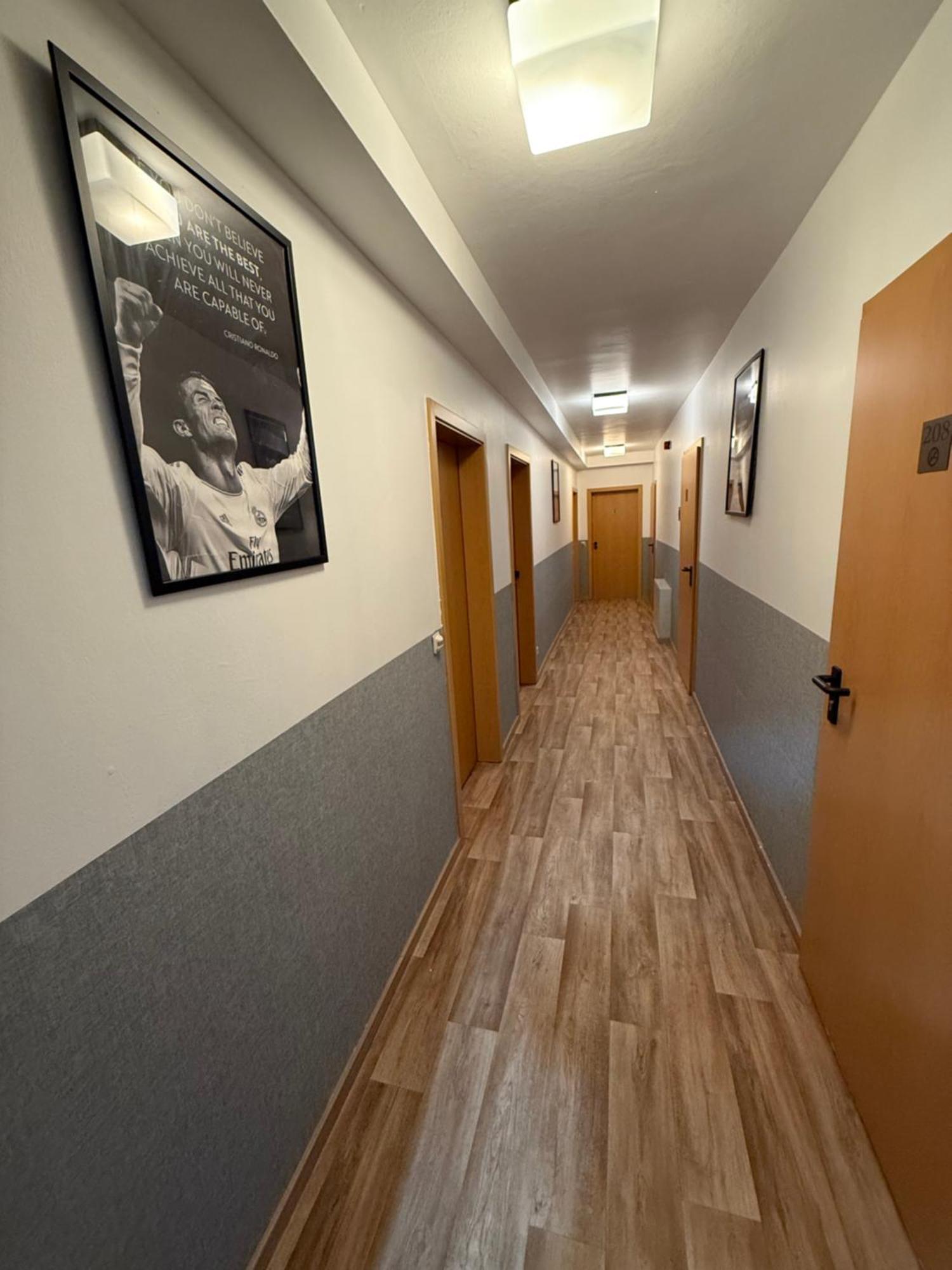 Hotel Eurocity Bruchköbel Buitenkant foto