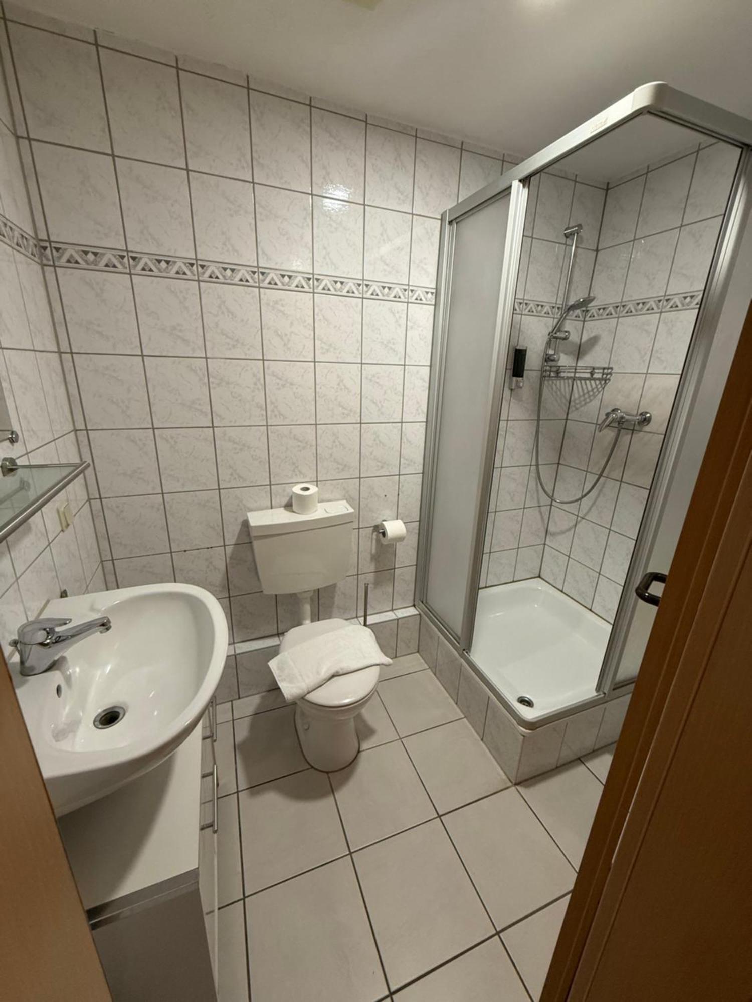 Hotel Eurocity Bruchköbel Buitenkant foto
